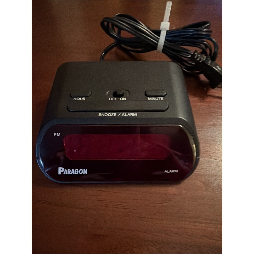 Vintage Paragon Digital Alarm Clock -   Tested And Works Great.   Fast Shipping!